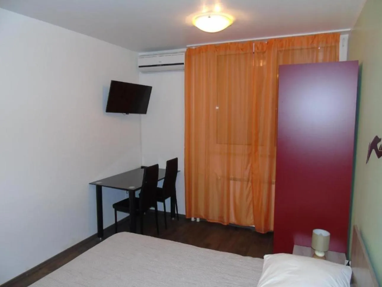 Mikulic Apartments Zadar 0*,
